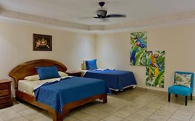 Casas Del Toro Playa Flamingo